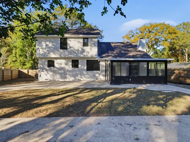 2619 Delhi Road, North Charleston, SC 29406