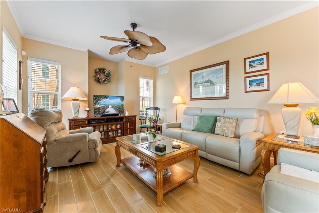 Image 12 of property listing at 1848 Concordia Lake CIR 901, Cape Coral, FL 33909