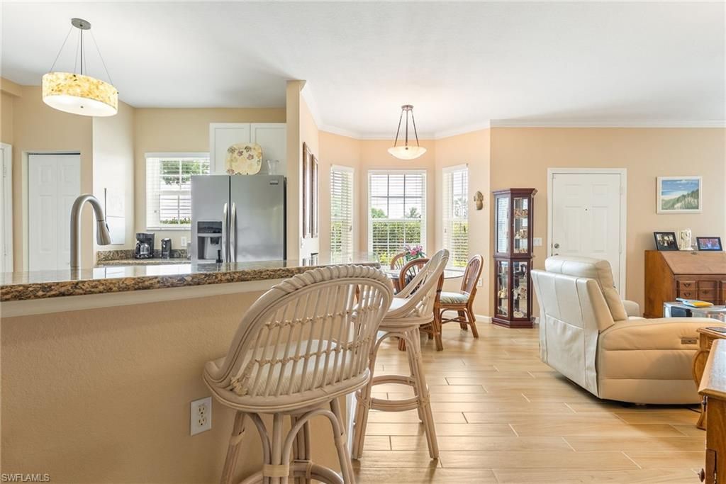 Image 18 of property listing at 1848 Concordia Lake CIR 901, Cape Coral, FL 33909