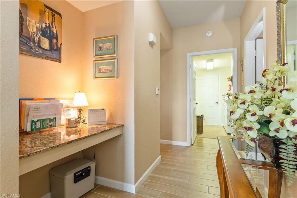 Image 23 of property listing at 1848 Concordia Lake CIR 901, Cape Coral, FL 33909
