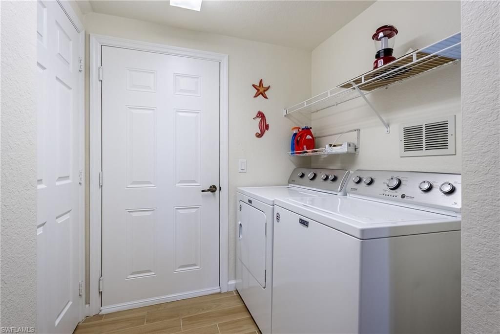 Image 31 of property listing at 1848 Concordia Lake CIR 901, Cape Coral, FL 33909
