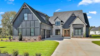 311 Ruffian Circle 52, Peachtree City, GA 30269