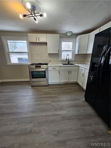 42 Layton Avenue, Amherst, NY 14226