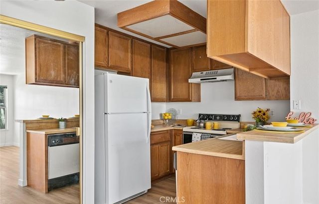 18242 Parkview, Huntington Beach, CA 92648