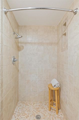 32325 Pegasus Ct, Union City, CA 94587