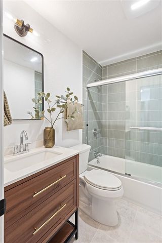 32325 Pegasus Ct, Union City, CA 94587