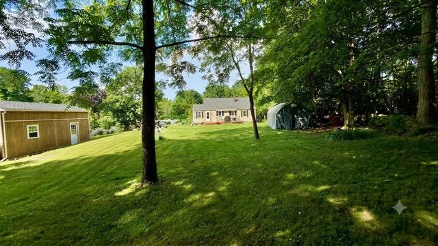 9R Gates Terrace, Sterling, MA 01564