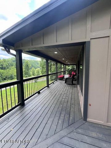 2359 Grassy Branch Rd, Sevierville, TN 37876