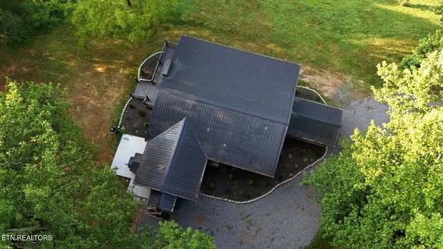 2359 Grassy Branch Rd, Sevierville, TN 37876