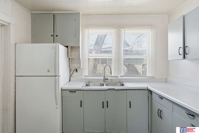 215 B Street, Lincoln, NE 68502