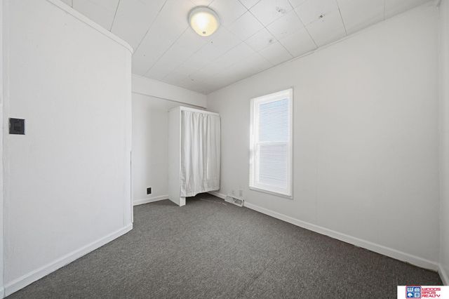 215 B Street, Lincoln, NE 68502