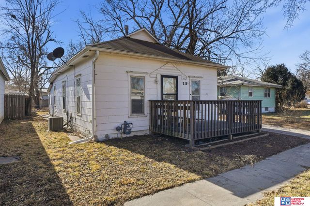 215 B Street, Lincoln, NE 68502