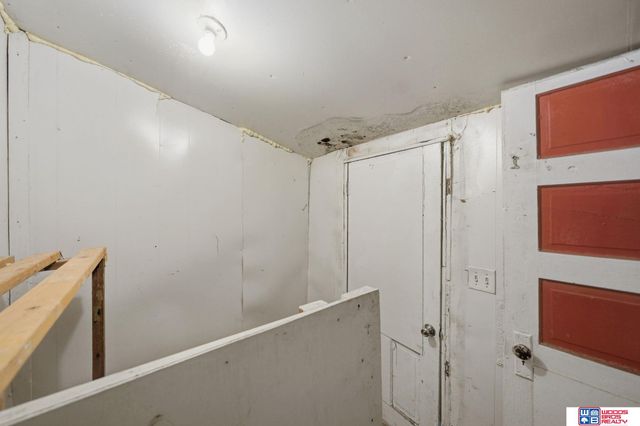 215 B Street, Lincoln, NE 68502