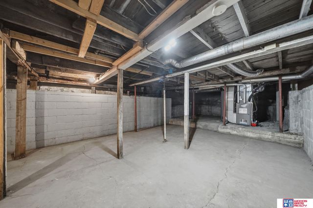 215 B Street, Lincoln, NE 68502