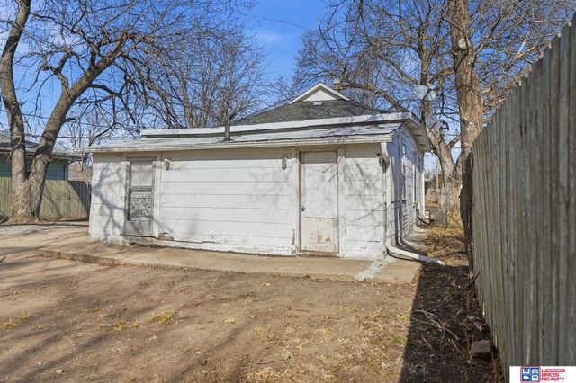 215 B Street, Lincoln, NE 68502