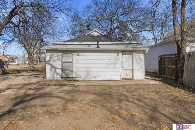 215 B Street, Lincoln, NE 68502