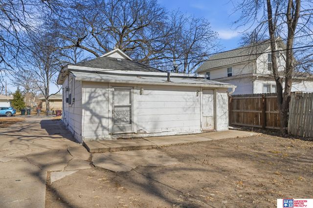 215 B Street, Lincoln, NE 68502