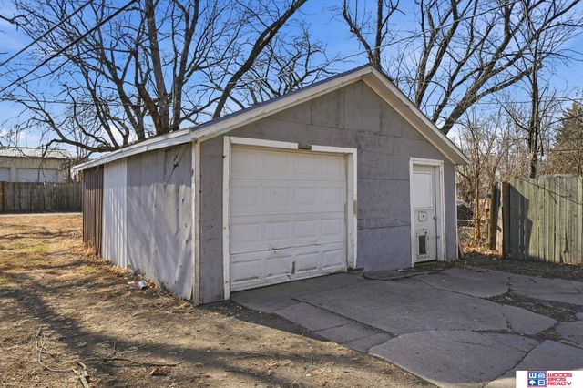 215 B Street, Lincoln, NE 68502