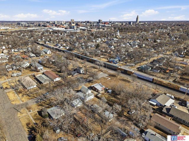 215 B Street, Lincoln, NE 68502