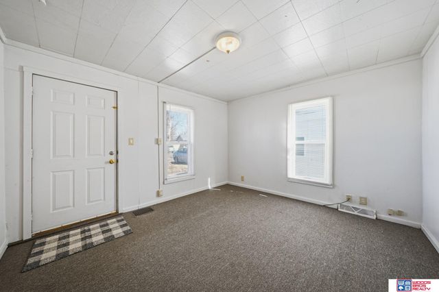 215 B Street, Lincoln, NE 68502