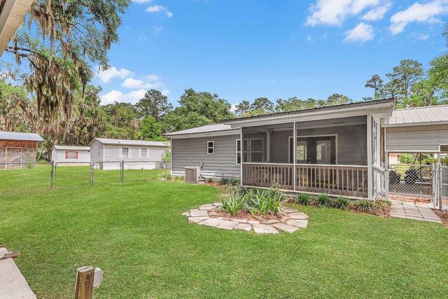1025 Lang Lane NE, Townsend, GA 31331