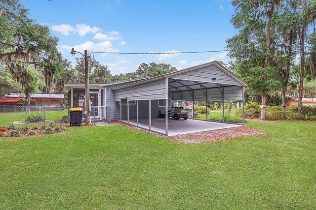 1025 Lang Lane NE, Townsend, GA 31331