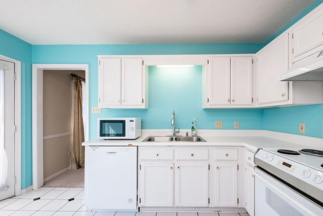 5 Christopher Cove, Little Rock, AR 72223