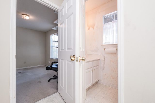 5 Christopher Cove, Little Rock, AR 72223