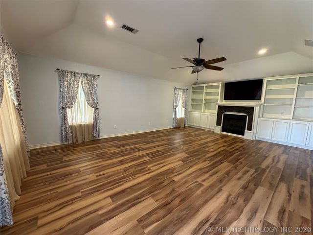 507 E Tonner, Calera, OK 74730