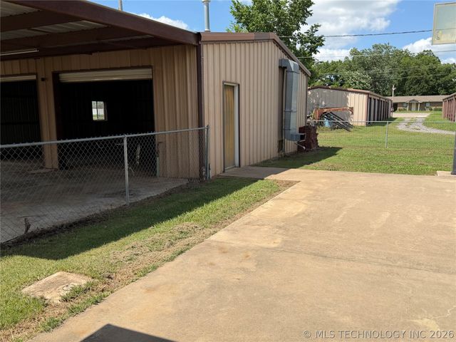 507 E Tonner, Calera, OK 74730