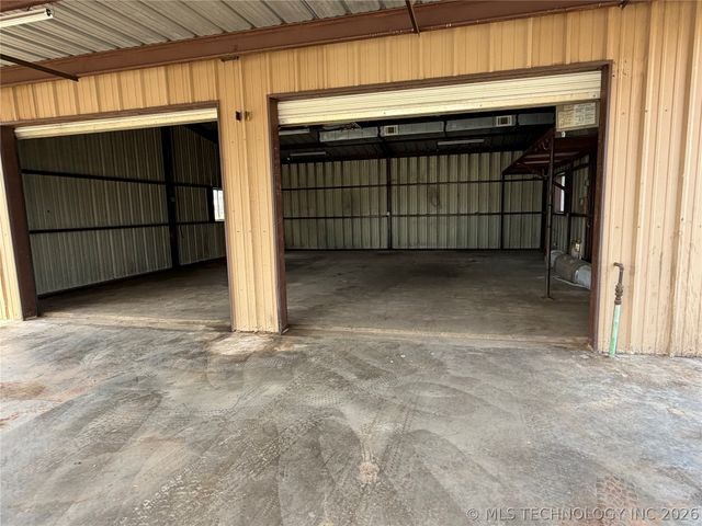 507 E Tonner, Calera, OK 74730