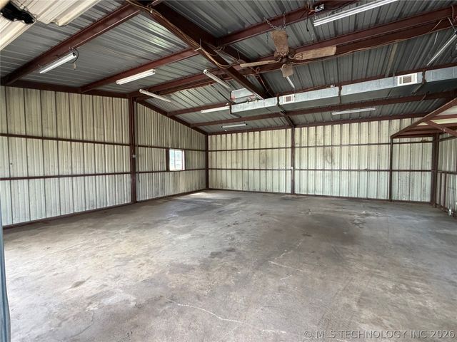 507 E Tonner, Calera, OK 74730