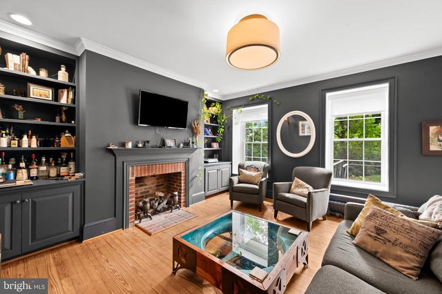 3711 CLIPPER RD, Baltimore, MD 21211