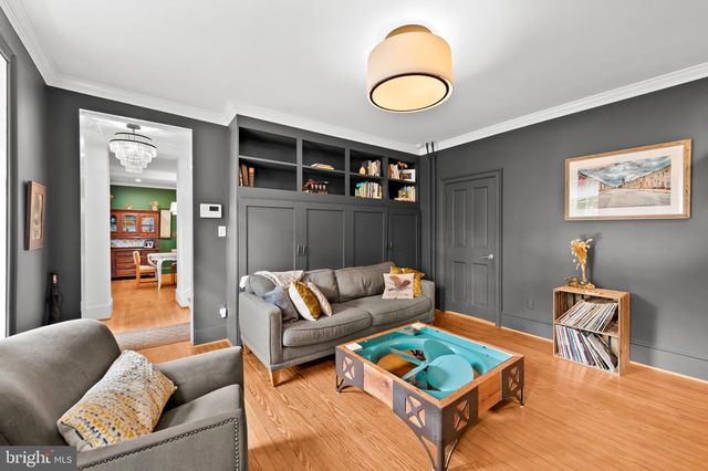 3711 CLIPPER RD, Baltimore, MD 21211