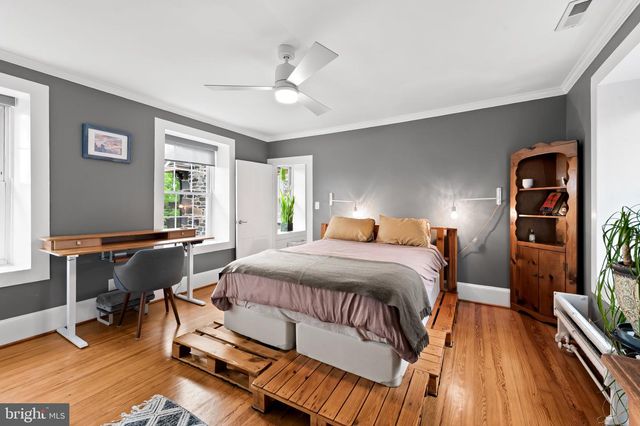 3711 CLIPPER RD, Baltimore, MD 21211