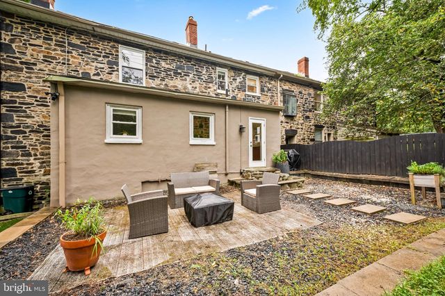 3711 CLIPPER RD, Baltimore, MD 21211