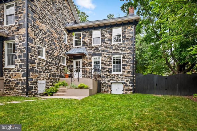 3711 CLIPPER RD, Baltimore, MD 21211
