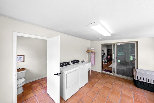 443 Coronado Dr, Kerrville, TX 78028
