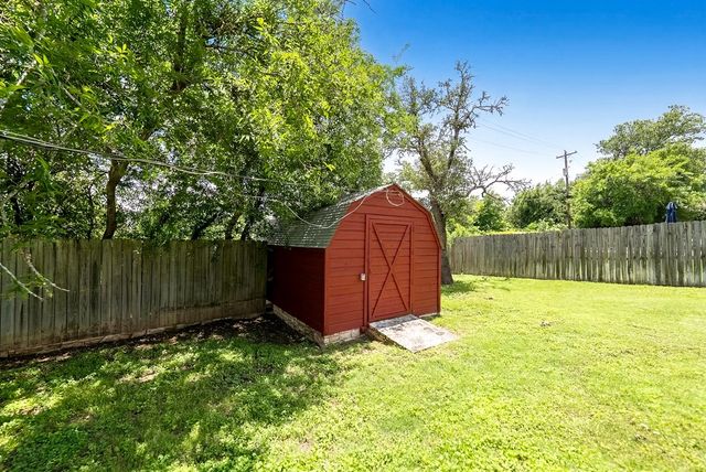 443 Coronado Dr, Kerrville, TX 78028