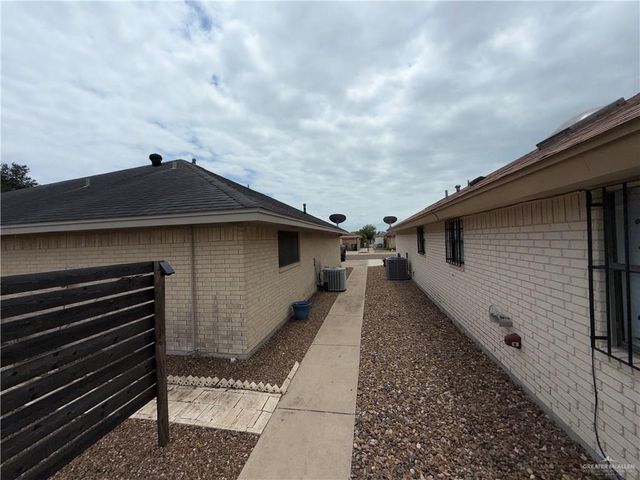 7224 Ford Street, Mission, TX 78572