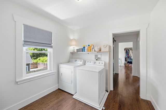 1003 Graybar Ln, Nashville, TN 37204