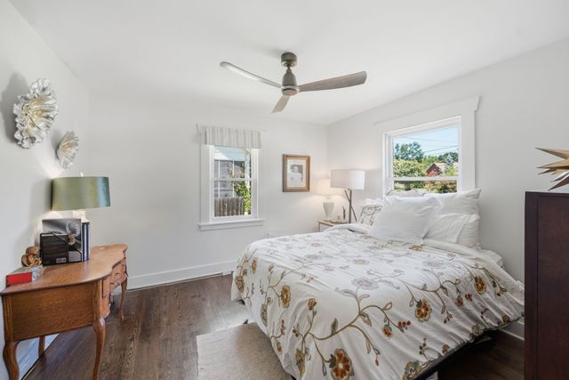 1003 Graybar Ln, Nashville, TN 37204