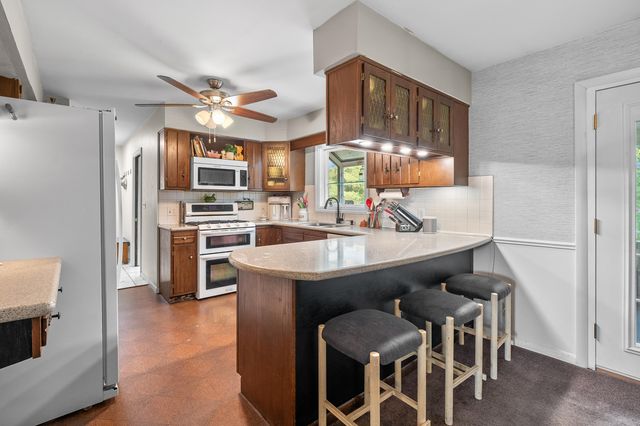 4280 Romence Road, Portage City, MI 49024