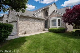 45317 Stonehedge Drive, Plymouth, MI 48170
