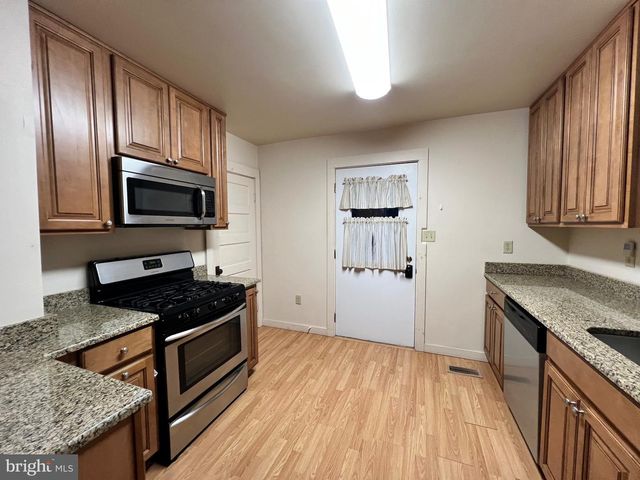 1308 MAIN ST E, Millville, NJ 08332