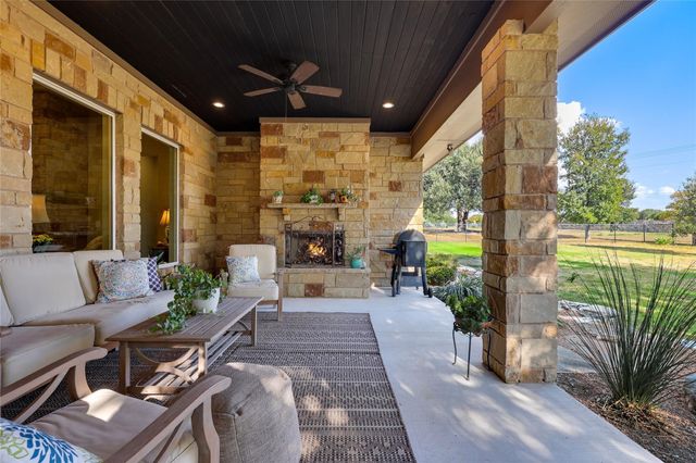 304 Aldea CV, Georgetown, TX 78633