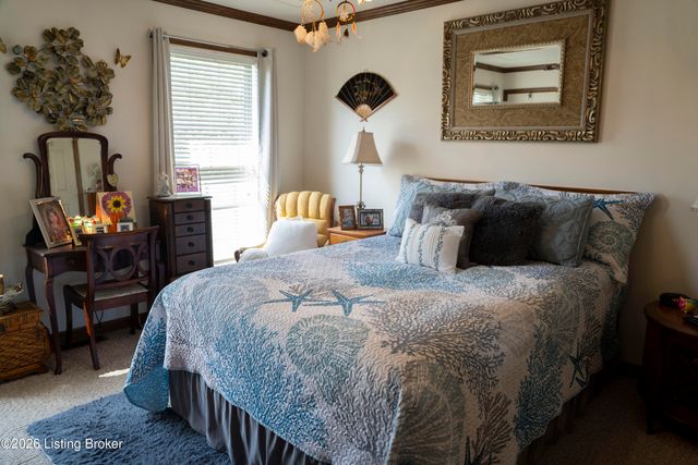 156 Kamp Dr, Mt Washington, KY 40047