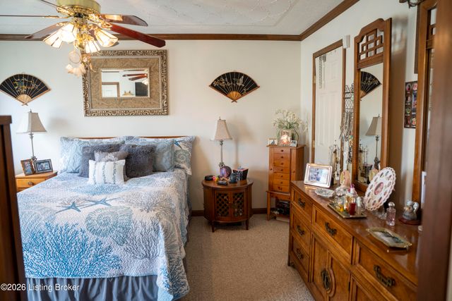 156 Kamp Dr, Mt Washington, KY 40047