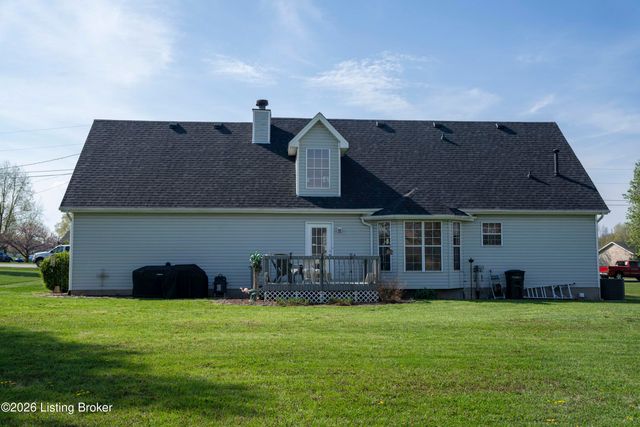 156 Kamp Dr, Mt Washington, KY 40047