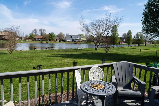 156 Kamp Dr, Mt Washington, KY 40047